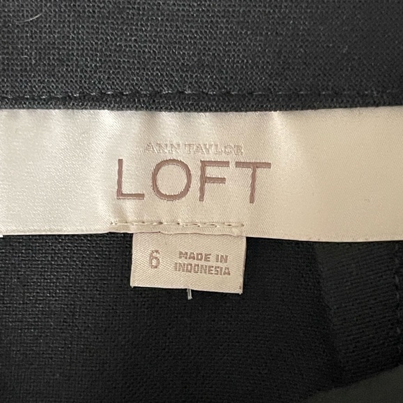 Ann Taylor Loft Pencil Skirt - Picture 4 of 4